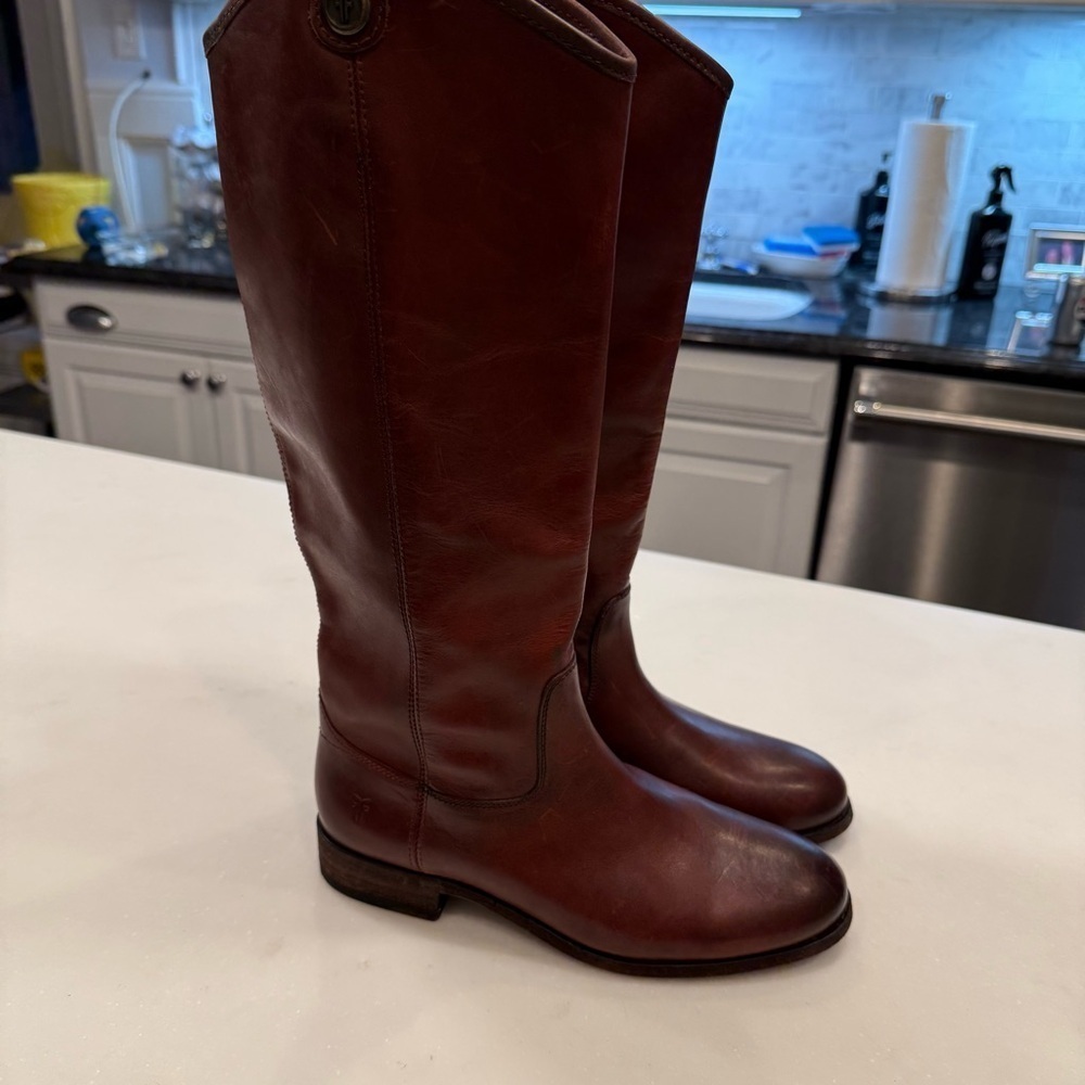 Frye Melissa Button 2 Tall Women’s Leather Boots Redwood Size 6.5 NEW - Picture 12 of 16